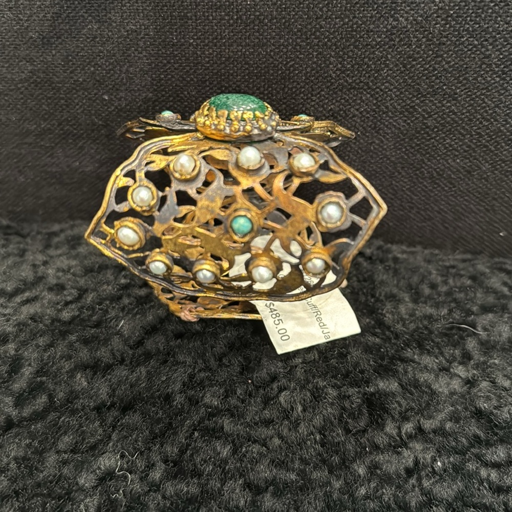 Cuff bracelet - Picture 2 of 4